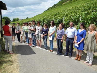 DSCN41981 Weinenglisch draussen lernen am 50. Breitengrad mit sehr gutem Feedback für Nicole Tomberg