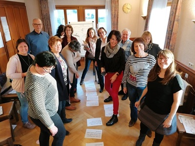 IMG-20200127-WA0010(1) Englischseminare für Winzer ist dynamisch mit Bewegung